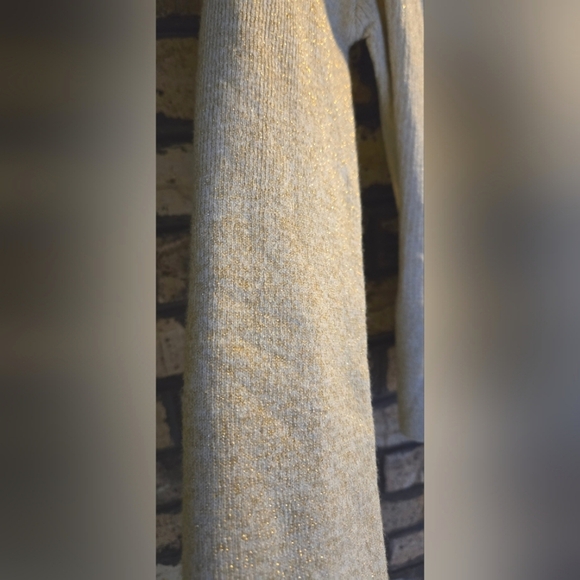 C- Nwt lulus long sleeve wrap sweater top - Picture 4 of 5